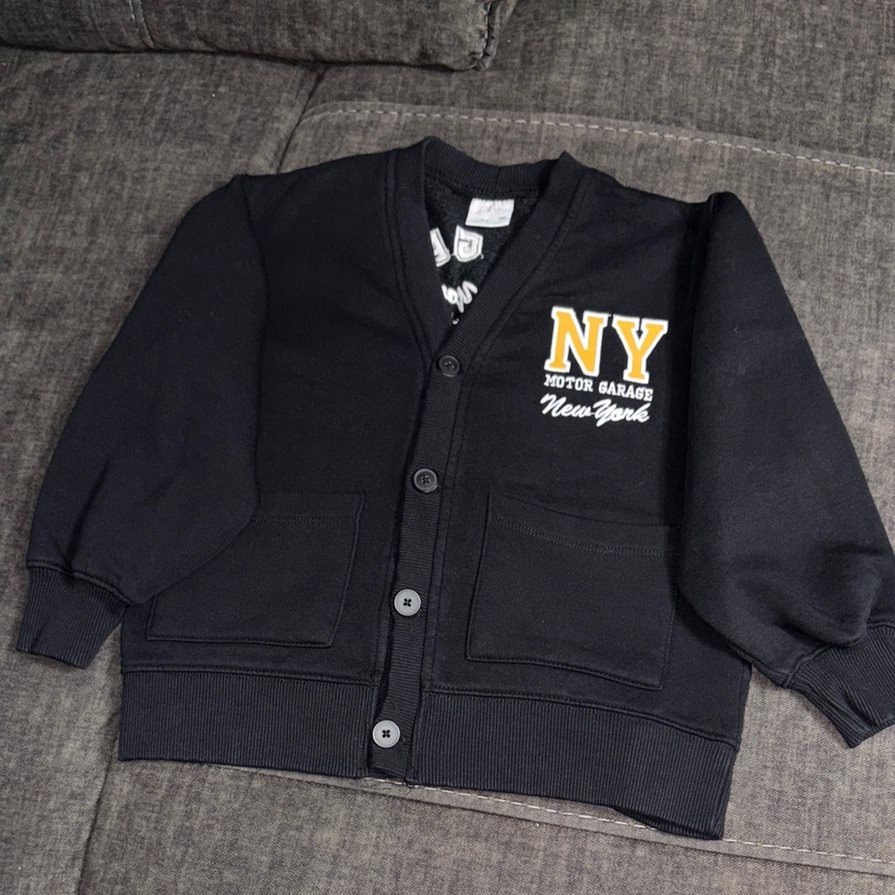 Zara Kids - Black NY Graphic Cardigan - Size: 6-7